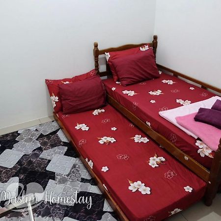 Rizqi Muslim Homestay Meru Casa Kayangan 이포 외부 사진