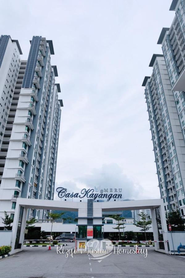 Rizqi Muslim Homestay Meru Casa Kayangan 이포 외부 사진